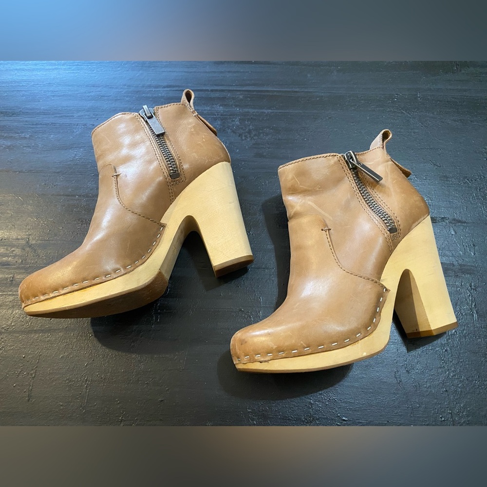 Dolce Vita: Clog boots